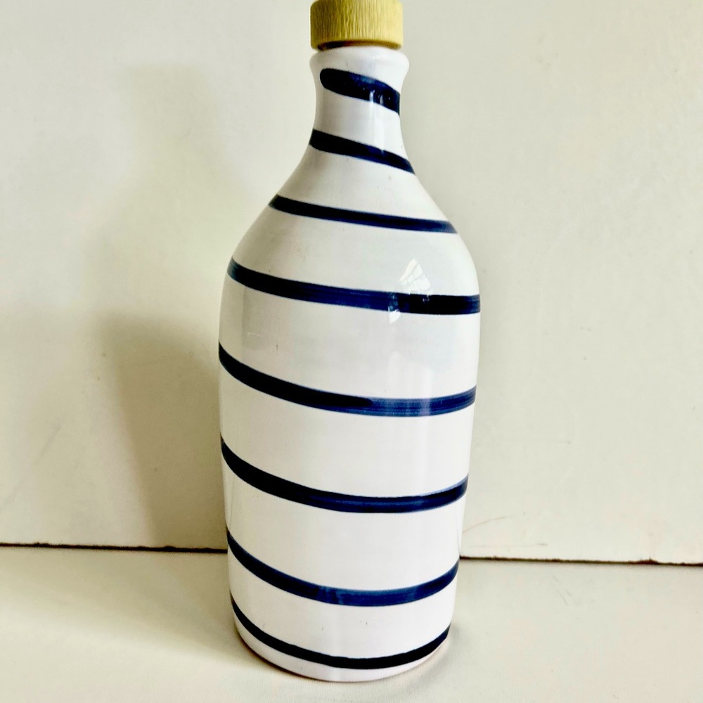 Frantoio Muraglia Empty Ceramic Olive Oil Jar/Bottle, 9” Tall, Like New
